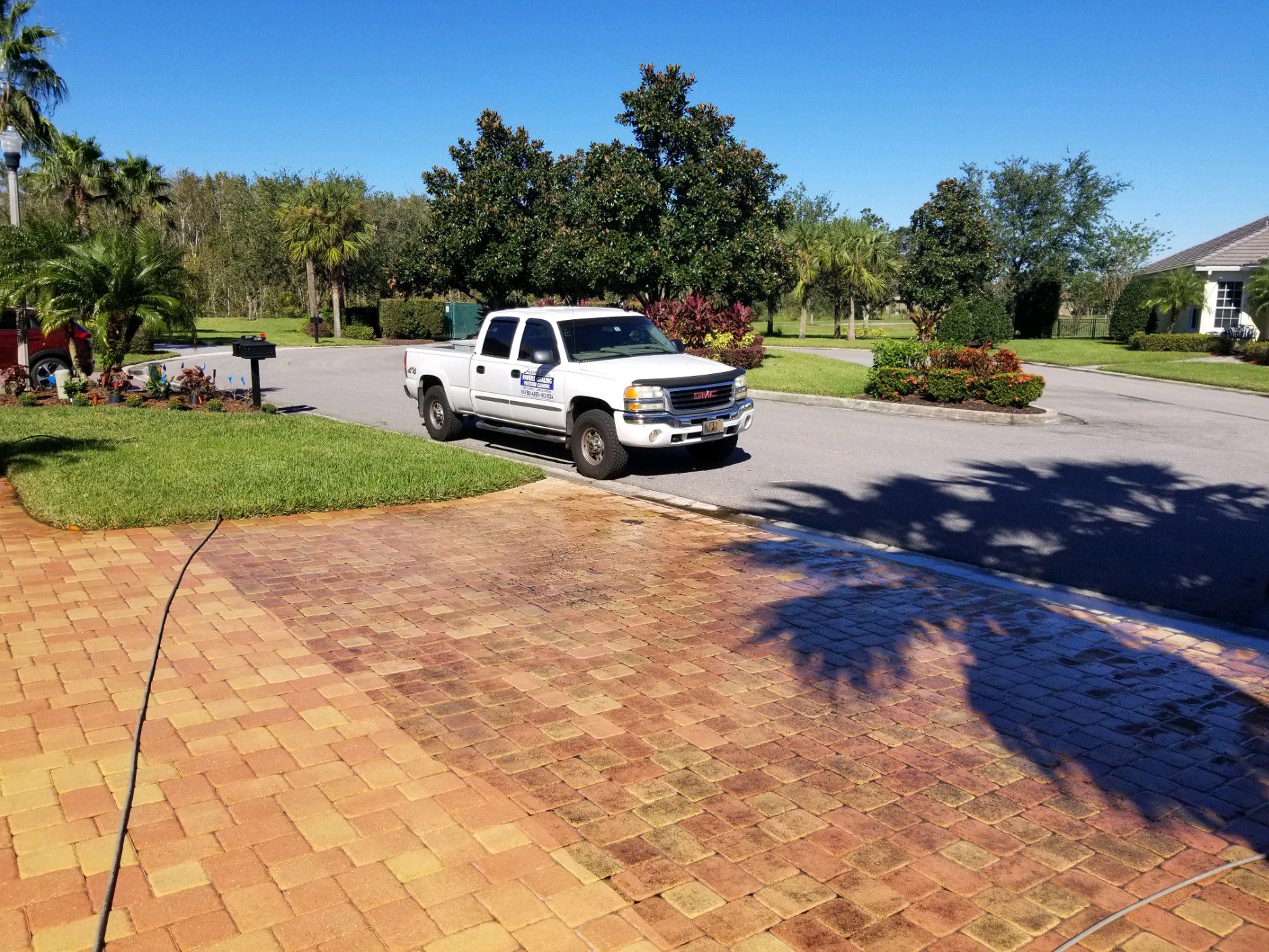 Paver-Cleaning-and-Sealing1.jpeg