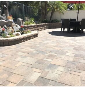 Retaining Wall Contractor | Lakeland, FL | Select Lakeland Pavers